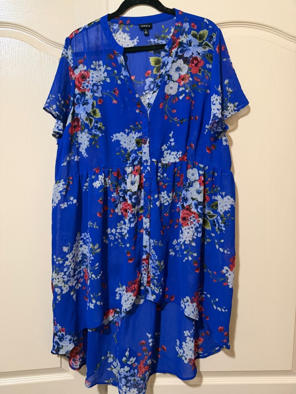 torrid Royal Blue Floral Button-Front High Low tunic top size 2